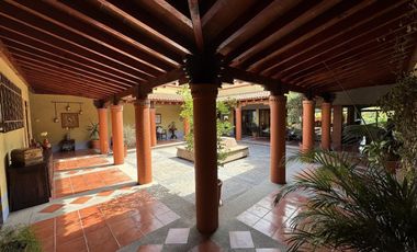 CASA DE UNA PLANTA CON ACCESO DIRECTO AL CAMPO GOLF CCQ