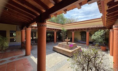 CASA DE UNA PLANTA CON ACCESO DIRECTO AL CAMPO GOLF CCQ
