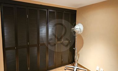 Casa en condominio en renta en Las Águilas