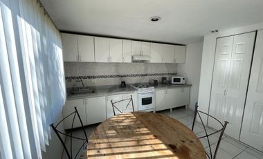 Casa en condominio en renta en Santa Bárbara
