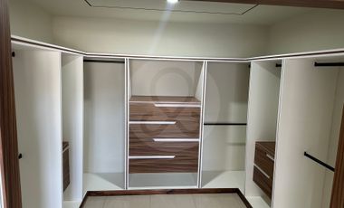 Casa en renta en Hacienda de Vidrios