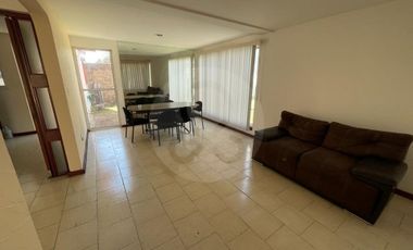 Casa en condominio en renta en Santa Bárbara