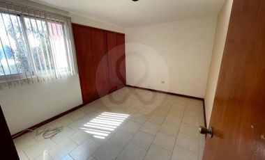 Casa en condominio en renta en Santa Bárbara