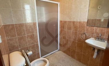 Casa en condominio en renta en Santa Bárbara