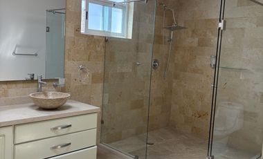 Casa en renta en Puebla Angelopolis  la Misión 3 o 4 recamáras