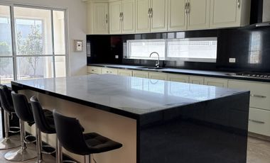 Casa en renta en Puebla Angelopolis  la Misión 3 o 4 recamáras