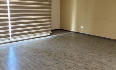 Casa en renta en Puebla Angelopolis  la Misión 3 o 4 recamáras