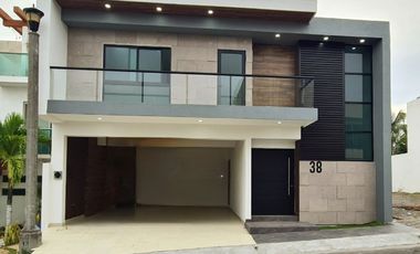 Casa en VENTA en LOMAS RESIDENCIAL