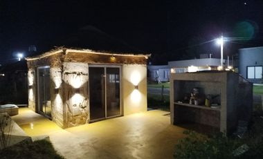 Hermoso terreno en barrio cerrado con pileta, quincho y parrilla