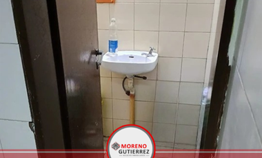 Alquiler local comercial sobre Arieta, centro comercial San Justo