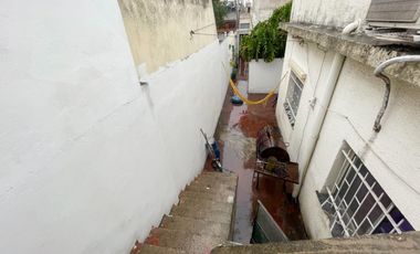 TRES AMBIENTES ZONA WILDE