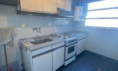 DEPARTAMENTO DE 3 AMBIENTES EN ALQUILER - MORON CENTRO