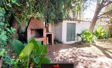 CASA DE 3 DORMITORIOS EN BARRIO JOSE MUÑOZ (NO PH)