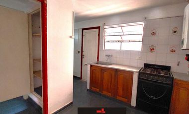 CASA DE 3 DORMITORIOS EN BARRIO JOSE MUÑOZ (NO PH)
