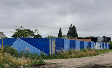 2500M2 EN ALQUILER SOBRE AVDA MONTEVERDE