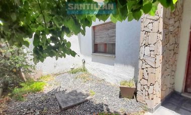 EXCELENTE CASA 4 AMBIENTES EN DOS PLANTAS - LOTE PROPIO - MORON SUR