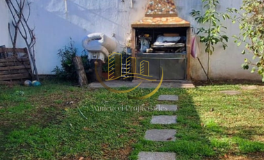 Venta Casa 3 Amb. Con Patio Y Terraza. Zona Villa Bonich