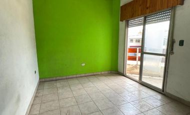 Departamento en 1° piso