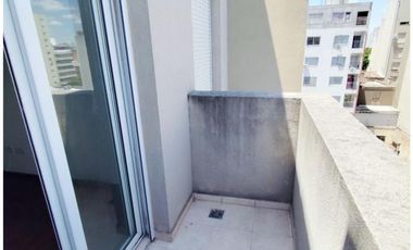 ALQUILA: Dpto 2 Dormitorios con Balcón / B° General Paz / Actualización Semestral