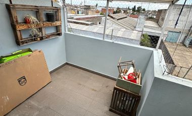 ALQUILER - DEPARTAMENTO 2 AMBIENTES EN DUPLEX CON PATIO