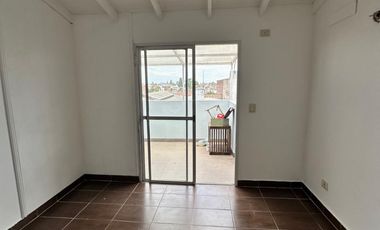 ALQUILER - DEPARTAMENTO 2 AMBIENTES EN DUPLEX CON PATIO