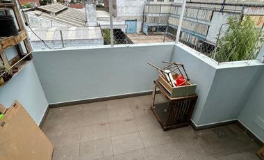 ALQUILER - DEPARTAMENTO 2 AMBIENTES EN DUPLEX CON PATIO