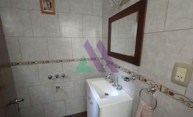 Casa 3 dormitorios con jardín