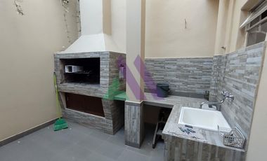 Casa 3 dormitorios con jardín