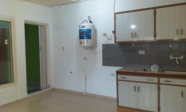 2 Locales Comerciales Y Departamento 2 Ambientes