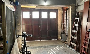 VENTA - CASA CON AMPLIO PARQUE - SOBRE LOTE DE 375 m2