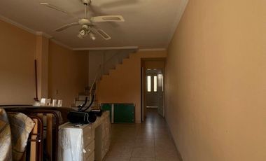 Duplex En Moron De Ambientes Amplios Y Luminosos Con Guardacoches Y Patio - Apto Credito Hipotecario - Se Escucha Oferta Razonable