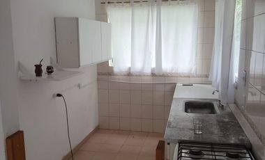 EXCELENTE CASA QUINTA SOBRE LOTE DE 1500M2