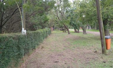 EXCELENTE CASA QUINTA SOBRE LOTE DE 1500M2