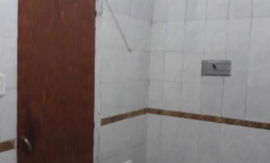 Casa Americana en VENTA con 3 dormitorios en Barrio Gendarmería de Glew.