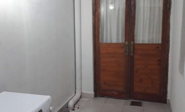 Casa Americana en VENTA con 3 dormitorios en Barrio Gendarmería de Glew.