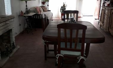 Casa Americana en VENTA con 3 dormitorios en Barrio Gendarmería de Glew.