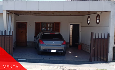 CASA A LA VENTA EN MERLO