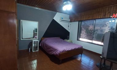VENTA CASA+ LOCAL+2 DPTOS IDEAL INVERSOR. LANUS