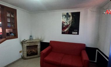 VENTA CASA+ LOCAL+2 DPTOS IDEAL INVERSOR. LANUS