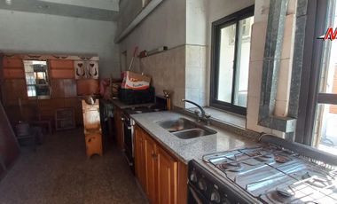 VENTA CASA+ LOCAL+2 DPTOS IDEAL INVERSOR. LANUS