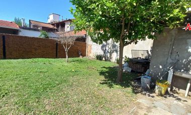 VENTA CASA+ LOCAL+2 DPTOS IDEAL INVERSOR. LANUS