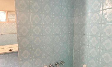 IMPORTANTE PROPIEDAD EN SAN JUSTO SOBRE DOS LOTES (1.021 MTS2). IDEAL MÚLTIPLES DESTINOS.