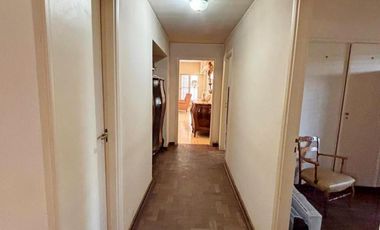 IMPORTANTE PROPIEDAD EN SAN JUSTO SOBRE DOS LOTES (1.021 MTS2). IDEAL MÚLTIPLES DESTINOS.