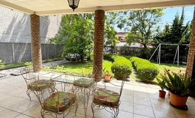 IMPORTANTE PROPIEDAD EN SAN JUSTO SOBRE DOS LOTES (1.021 MTS2). IDEAL MÚLTIPLES DESTINOS.