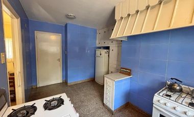 IMPORTANTE PROPIEDAD EN SAN JUSTO SOBRE DOS LOTES (1.021 MTS2). IDEAL MÚLTIPLES DESTINOS.