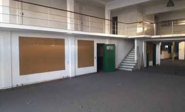 VENTA LOCAL COMERCIAL A LA CALLE TURDERA