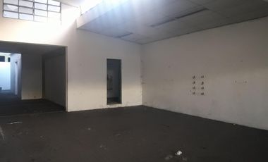 VENTA LOCAL COMERCIAL A LA CALLE TURDERA