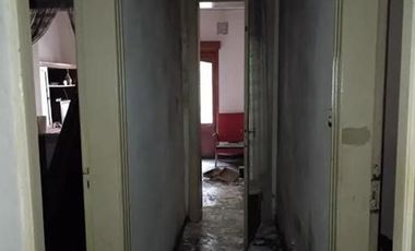 Chalet Frances A Refaccionar Excelente Ubicación Amplio Lote 332 M Oportunidad