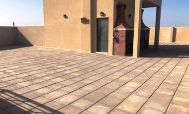 EXCELENTE DEPARTAMENTO 2 AMBIENTES CON COCHERA