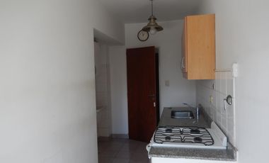 ALQUILER DPTO DE TRES AMBIENTES